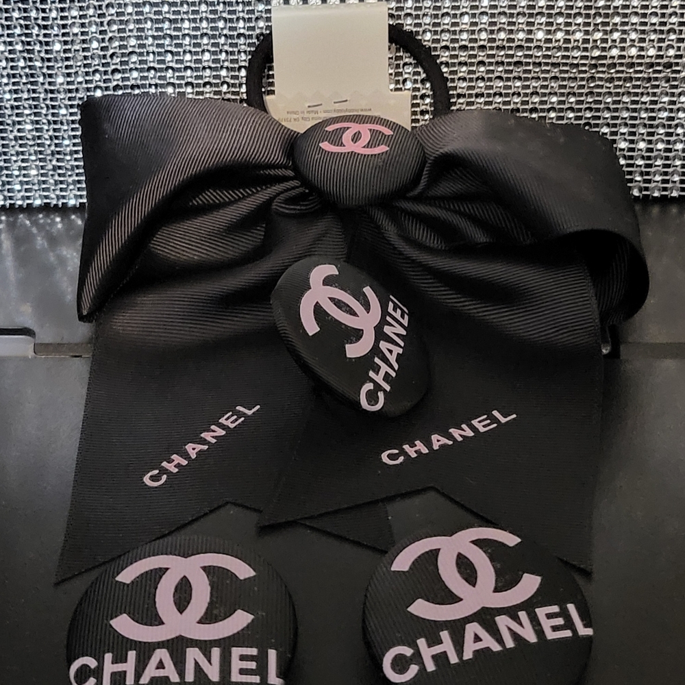 CHANEL Elegant Black Hair Bow with Pink Logo With Earrings & Ring
